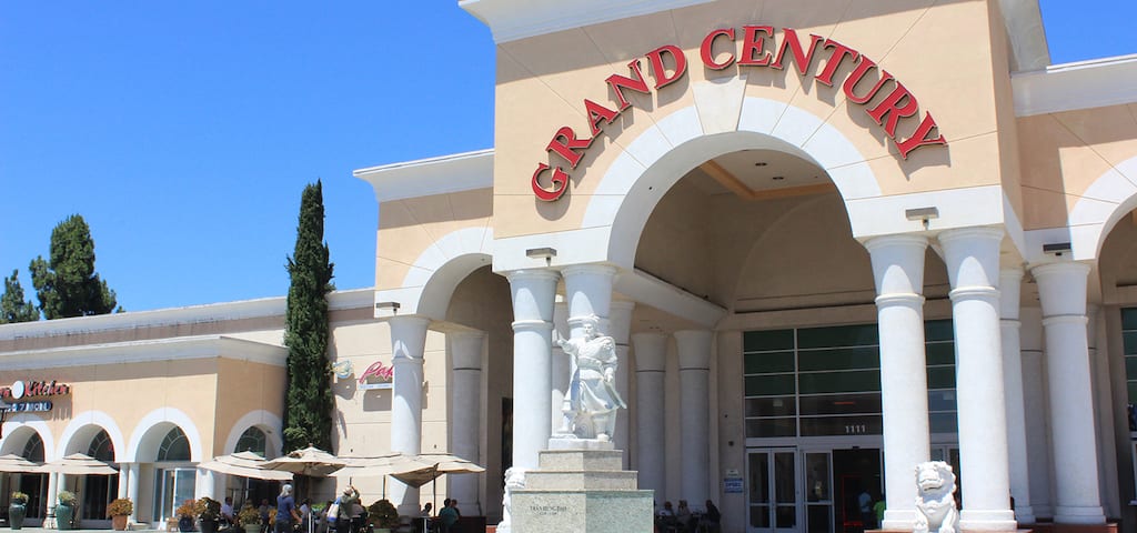 People are hurting': San Jose's largest Vietnamese mall hanging by