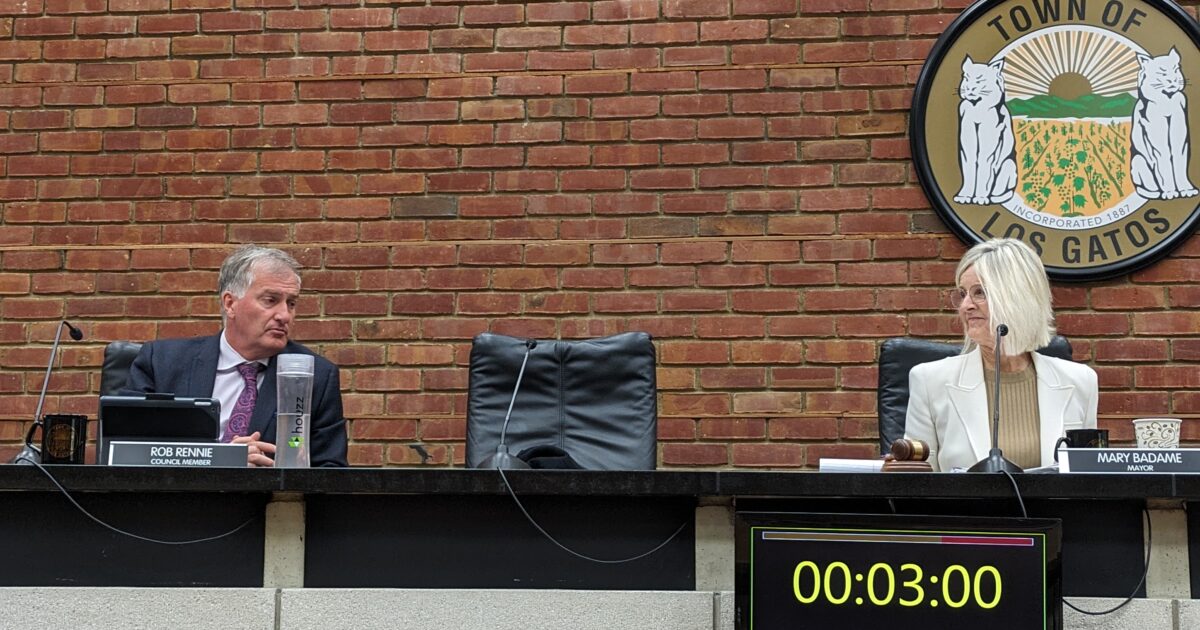 Funcionarios de Los Gatos aprueban medida electoral de impuesto a las