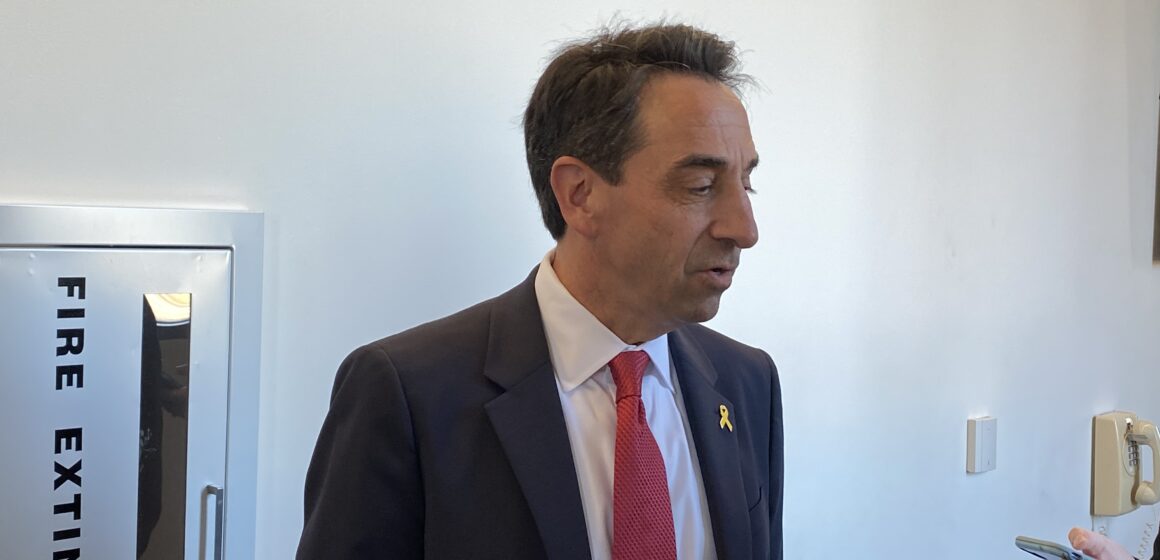 A man in a suit and tie