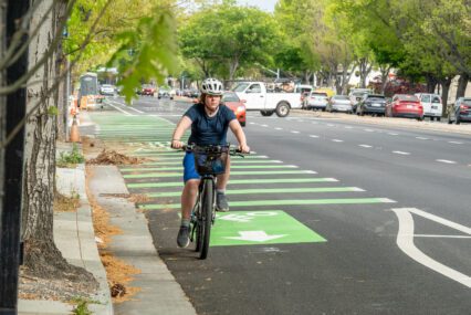 Palo Alto celebrates new bike lanes, few appear to use them