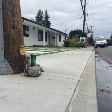 Holzworth: Bringing a knife to a gun fight