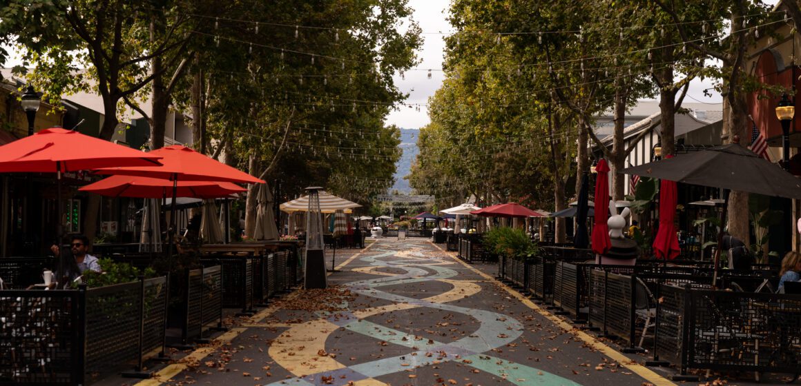 Mountain View Castro Street Embarcadero An empty pedestrian walkway with outdoor dining spots in Mountain View, California
