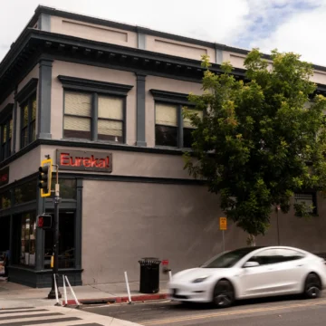 A building on Castro Street in Mountain View, California