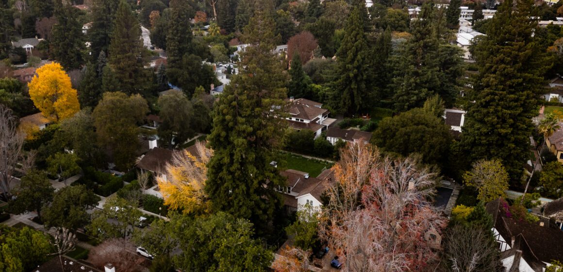 Palo Alto tries to rein in Zuckerberg’s Crescent Park expansion