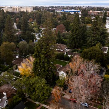 Palo Alto tries to rein in Zuckerberg’s Crescent Park expansion