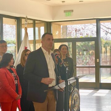 ICE SUPERBOWL PRESSER LICCARDO SAN JOSE Silicon Valley lawmakers take stand against ICE violence