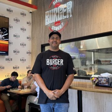The Biz Beat: San Jose’s Sixth Street Burger is a smash 
