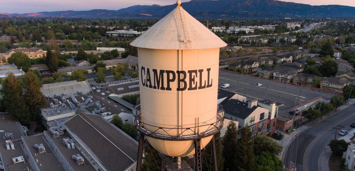 Fact Brief: Does the Campbell water tower have multicolored lighting effects?