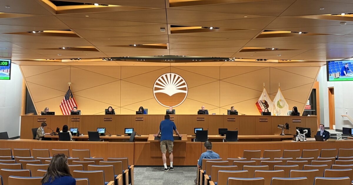 Sunnyvale joins other cities in approving ICE-free zones - San Jose Spotlight