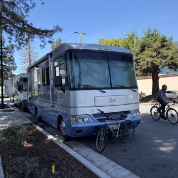 Sunnyvale slow to help homeless people living in RVs