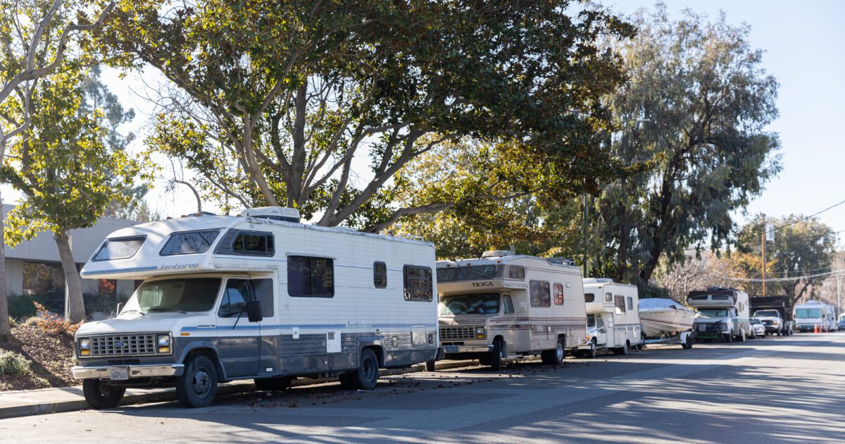 Mountain View shelves plan that could displace RV dwellers - San Jose Spotlight