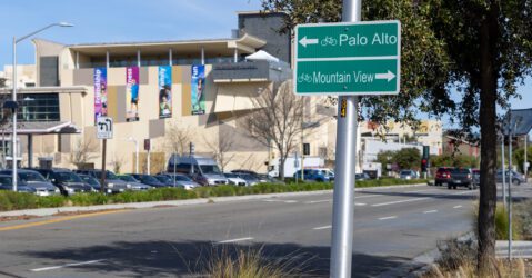 Street with sign in Palo Alto, California