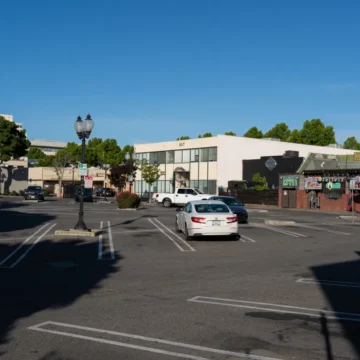 buildings in downtown Mountain View, California