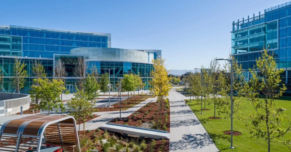 Google renews leases for two Silicon Valley office complexes