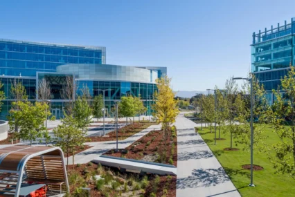 Representación de un complejo de oficinas de Google en Sunnyvale, California.