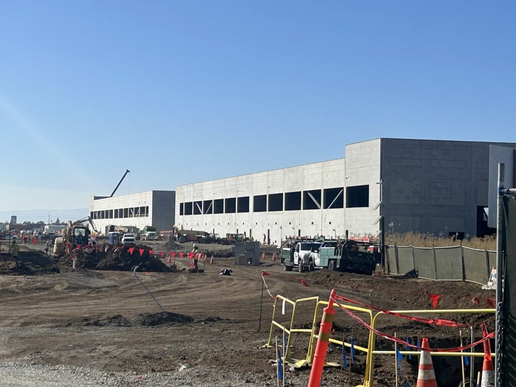 Amazon data center construction sight in Gilroy.